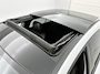 Mercedes-Benz A-klasse 250e Luxury line | Night pakket | Panorama schuifdak | parkeer pakket en achtercamera | Inclusief 24 maanden Mercedes-Benz Certified garantie voor Europa.