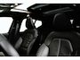 Volvo XC40 T4 Ultimate Dark Recharge Plug-In Hybrid 2WD | Trekhaak | Panoramadak | BLIS | Apple Carplay - Androud Auto | Memory | Stoel + Stuurverwarming | Harman en Kardon | PDC V+A en Camera