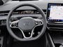 Volkswagen ID.7 Tourer Pro 77 kWh 210kW/286PK · Trekhaak · 360°Camera · Stoel- stuur- & voorruitverwarming · Garantie t/m 16-10-2027
