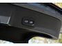Volvo EX30 P5 Long Range Ultra Europa 69 kWh 45th Anniversary Edition | 5 jaar garantie - (2 jaar extra fabrieksgarantie) | Zwarte Interieur Bekleding | 20 inch lichtmetalen velgen | Getint glas achter | Verwarmde voorstoelen en stuurwiel | Panoramadak | 360 Graden Camera | Premium Audio By Harman Kardon | Draadloze telefoonlader | Pilot Assist | Parkeerassistent |