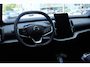 Volvo EX30 P5 Long Range Ultra Europa 69 kWh 45th Anniversary Edition | 5 jaar garantie - (2 jaar extra fabrieksgarantie) | Zwarte Interieur Bekleding | 20 inch lichtmetalen velgen | Getint glas achter | Verwarmde voorstoelen en stuurwiel | Panoramadak | 360 Graden Camera | Premium Audio By Harman Kardon | Draadloze telefoonlader | Pilot Assist | Parkeerassistent |