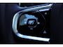 Volvo XC60 2.0 T8 Plug-in hybrid AWD Ultra Dark Exec. Ed. Nieuwe Auto | Bowers & Wilkins | Head-up Display | Luchtvering | Gelaagde Zijruiten | Panoramisch Schuif-/Kanteldak | Visual Park Assist incl. 360° Camera | Nappa Lederen Bekleding | Stoelventilatie Voorin | Stuurverwarming | Stoelverwarming Voor en Achter | Massagefunctie Voorin | 21-Inch Lichtmetalen Velgen | Adaptieve Cruise Control | Pilot Assist | BLIS | Elektrische Achterklep | Elektrisch Verstelbare Voorstoelen Met Memory | Getint Glas | Charcoal Hemelbekleding |