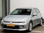 Volkswagen Golf 1.5 eHybrid Life Edition | 360 camera | Stoel en stuurwielverwarming | Elektrisch verstelbare bestuurdersstoel + memory | dodehoekdetectie | Navigatie via telefoon |
