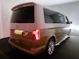 Volkswagen Transporter 2.0 TDI L2H1 32 DC Bulli Automaat - Navigatie - Trekhaak- Camera - 2x schuifdeur - LED - Sidebars - Elektrisch bedienbare achterklep - Stoelverwarming