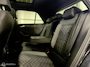 Volkswagen T-Roc 1.5 TSI R-Line | Pano | IQ Matrix | Black Style | 19" | Stuurverwarming | Camera | Sfeer | Travel Assist | ACC | Leder dash | Elektrische achterklep