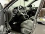 Volkswagen T-Roc 1.5 TSI R-Line | Pano | IQ Matrix | Black Style | 19" | Stuurverwarming | Camera | Sfeer | Travel Assist | ACC | Leder dash | Elektrische achterklep