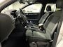 Volkswagen T-Roc 1.5 TSI R-Line/ Camera/ Massage/ IQ LED/ 18''LMV/ CarPlay