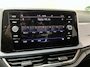 Volkswagen T-Roc 1.0 TSI Style / PARK. SENSOREN/ IQ. LIGHT/ BLACK STYLE/ LANE ASSIST/ DIGITAL DASHBOARD/ STOELVERWARM./ ADAPT. CRUISE/ APP CONNECT/ CLIMA/ DAB
