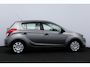 Hyundai i20 1.2i i-Drive/ APK 10-2027!/ 5-Drs/ Airco/ C.V. Afstand/ Elek. pakket/ Isofix/ Armsteun/ AUX & USB/ Multi. Stuur/ LED Dagrijverl./ Mistl.