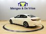 BMW 3-Serie 320e Incl garantie! | Airco ECC | Mokka Leer | Camera | Sportstoelen | Apple Carplay Android Auto | Cruise Control | 18" Velgen | Isofix | NAP |