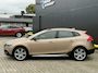 Volvo V40 Cross Country 1.6 T4 Summum 180PK NIEUWSTAAT