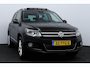 Volkswagen Tiguan 1.4 TSI Sport&Style/ HISTORIE!/ Ketting verv!/ Trekhaak/ 17'' LMV/ Bi-Xenon/ Lane-Assist./ Panorama-Dak/ Alcantara/ PDC V+A/ Extra getint glas/ Bluetooth/ Multi. LEDER. Stuur/ Mistl./ LED Dagrijverl.