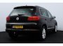 Volkswagen Tiguan 1.4 TSI Sport&Style/ HISTORIE!/ Ketting verv!/ Trekhaak/ 17'' LMV/ Bi-Xenon/ Lane-Assist./ Panorama-Dak/ Alcantara/ PDC V+A/ Extra getint glas/ Bluetooth/ Multi. LEDER. Stuur/ Mistl./ LED Dagrijverl.