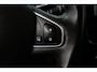 Renault Clio 0.9 TCe Limited/ Keyless/ Navi/ Apple + Android/ DAB+/ Airco/ Cruise/ Elek. pakket/ Isofix/ Bluetooth/ Armsteun/ Multi. LEDER. Stuur/ Mistl./ PDC/ Extra getint glas.