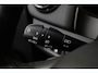 Renault Clio 0.9 TCe Limited/ Keyless/ Navi/ Apple + Android/ DAB+/ Airco/ Cruise/ Elek. pakket/ Isofix/ Bluetooth/ Armsteun/ Multi. LEDER. Stuur/ Mistl./ PDC/ Extra getint glas.