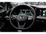 Volkswagen Golf 2.0 TSI R 4Motion / Panoramadak / Camera / Sportuitlaat / 19'' / Matrix LED / Keyless / CarPlay / Stoelverwarming / Dodehoek / DAB / ACC