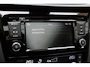 Nissan Qashqai 1.2 Tekna + / Trekhaak / Panoramadak / 360Camera / Leder / Bose / Keyless / 19'' / Stoelverwarming / Dodehoek / DAB / Cruise Control