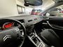 Citroën C5 Tourer 1.6 THP Comfort/ Trekhaak/ Luchtvering/ Sportstoelen/ 17'' LMV/ Koplamsproeiers/ Clima/ Cruise/ Bluetooth/ Armsteun/ Multi. LEDER. Stuur/ Mistl./ PDC V+A/ Dakrails.