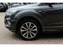 Ford Kuga 1.5 EcoBoost ST Line / Trekhaak / Parkeerhulp V+A / Leder&Alcantara / CarPlay / Keyless / 18'' / Navigatie / DAB / Stoel+Stuurverwarming / Cruise Control