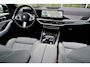 BMW X5 xDrive50e M-sport Pano 4-wielsturing SoftClose Trekhaak Harman/Kardon Carbon