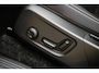 Volvo EX40 Volvo EX40 Single Motor Extended Range Ultra Black Edition Europa | Harman Kardon audio | 20" | Schuif-/kanteldak | Getint Glas | Elektrische stoelverstelling | Nubuck bekleding | Adaptive Cruise Control | Dodehoekdetectie |