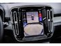 Volvo EX40 Volvo EX40 Single Motor Extended Range Ultra Black Edition Europa | Harman Kardon audio | 20" | Schuif-/kanteldak | Getint Glas | Elektrische stoelverstelling | Nubuck bekleding | Adaptive Cruise Control | Dodehoekdetectie |