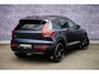 Volvo EX40 Volvo EX40 Single Motor Extended Range Ultra Black Edition Europa | Harman Kardon audio | 20" | Schuif-/kanteldak | Getint Glas | Elektrische stoelverstelling | Nubuck bekleding | Adaptive Cruise Control | Dodehoekdetectie |