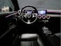 Mercedes-Benz A-klasse 180 Luxury Line [ADAPTIVE CRUISE, APPLE CARPLAY, ANDROID, STOELVERWARMING, DIGITAL DASH, LEDER, LED, BLUETOOTH, NAVIGATIE, CLIMATE CONTROL, NIEUWSTAAT]