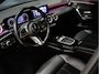Mercedes-Benz A-klasse 180 Luxury Line [ADAPTIVE CRUISE, APPLE CARPLAY, ANDROID, STOELVERWARMING, DIGITAL DASH, LEDER, LED, BLUETOOTH, NAVIGATIE, CLIMATE CONTROL, NIEUWSTAAT]