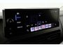 Toyota ProAce Worker 2.0 D-4D L1 Professional | Trekhaak | Dodehoek detectie | Stoel-/stuurverwarming | Dubbele schuifdeur | Navigatie | Apple Carplay / Android Auto | Keyless | Parkeersensoren voor/achter | Camera | LED koplampen | 17 inch | 3-zits | Betonplex | Triplex beplating