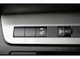 Toyota ProAce Worker 2.0 D-4D L1 Professional | Trekhaak | Dodehoek detectie | Stoel-/stuurverwarming | Dubbele schuifdeur | Navigatie | Apple Carplay / Android Auto | Keyless | Parkeersensoren voor/achter | Camera | LED koplampen | 17 inch | 3-zits | Betonplex | Triplex beplating