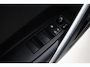 Toyota Corolla Cross 2.0 High Power Hybrid First Edition | Trekhaak | Dodehoek detectie | Apple Carplay / Android Auto | Stoelverwarming | Parkeersensoren voor/achter | Adaptive Cruise | Keyless | 18 inch