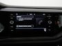 Volkswagen Polo 1.0 TSI Highline | Schuifdak | Navigatie | 17" Pamplona | Stoelverwarming | Zondag Open!