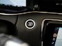 Land Rover Range Rover Evoque 1.5 P300e AWD R-Dynamic HSE | Trekhaak | Panoramadak | Dual-View | Leder | Interactive Driver Display | Elektr. Achterklep | Zondag Open!