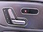 Mercedes-Benz GLA 180 Business Solution Luxury | Trekhaak | Panoramadak | Distronic | Memory | Sfeerverlichting | Stoelverwarming | Inclusief 24 maanden Mercedes-Benz Certified garantie voor Europa.