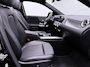 Mercedes-Benz GLA 180 Business Solution Luxury | Trekhaak | Panoramadak | Distronic | Memory | Sfeerverlichting | Stoelverwarming | Inclusief 24 maanden Mercedes-Benz Certified garantie voor Europa.