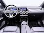 Mercedes-Benz GLA 180 Business Solution Luxury | Trekhaak | Panoramadak | Distronic | Memory | Sfeerverlichting | Stoelverwarming | Inclusief 24 maanden Mercedes-Benz Certified garantie voor Europa.