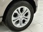 Land Rover Range Rover Evoque 2.0 P200 AWD R-Dynamic SE AFNEEMBARE TREKHAAK | ACHTERUITRIJCAMERA | STOELVERWARMING/VERKOELING | ELEKTR. STOELVERSTELLING |