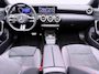 Mercedes-Benz CLA 250 e AMG Nightpakket Plug-In Hybride | Panoramadak | Trekhaak | Alarm | Sfeerverlichting | DAB | CarPlay | Stuur en Stoelverwarming | Inclusief 24 maanden Mercedes-Benz Certified garantie voor Europa.