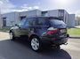 BMW X3 2.0i Executive Anniversary 4X4 6-Bak 150 PK. Mooie auto maar motor gaat in noodloop af en toe !!! Export of de slimme sleutellaar !!