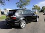 BMW X3 2.0i Executive Anniversary 4X4 6-Bak 150 PK. Mooie auto maar motor gaat in noodloop af en toe !!! Export of de slimme sleutellaar !!