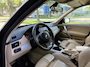BMW X3 2.0i Executive Anniversary 4X4 6-Bak 150 PK. Mooie auto maar motor gaat in noodloop af en toe !!! Export of de slimme sleutellaar !!