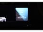 Volkswagen Golf 1.5 eTSI 150pk DSG Life Panoramadak Navigatie Stoelverwarming Adaptive Cruise