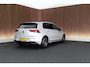 Volkswagen Golf 1.5 eTSI 150pk DSG Life Panoramadak Navigatie Stoelverwarming Adaptive Cruise