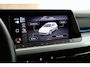 Volkswagen Golf 1.5 eTSI 150pk DSG Life Panoramadak Navigatie Stoelverwarming Adaptive Cruise