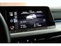 Volkswagen Golf 1.5 eTSI 150pk DSG Life Panoramadak Navigatie Stoelverwarming Adaptive Cruise
