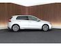 Volkswagen Golf 1.5 eTSI 150pk DSG Life Panoramadak Navigatie Stoelverwarming Adaptive Cruise