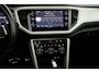 Volkswagen T-Roc Cabrio 1.5 TSI 150pk DSG R-Line Trekhaak LED Beats Virtual cockpit Camera Adaptive cruise