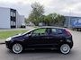 Fiat Punto Grande 1.4i Active 78 PK. Leuke inruilauto !!! Distributieriem en waterpomp vervangen in 2022 !!