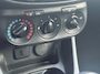 Opel Corsa 1.4 Online Edition | Parkeersensoren | Airco | Trekhaak | Winterset |